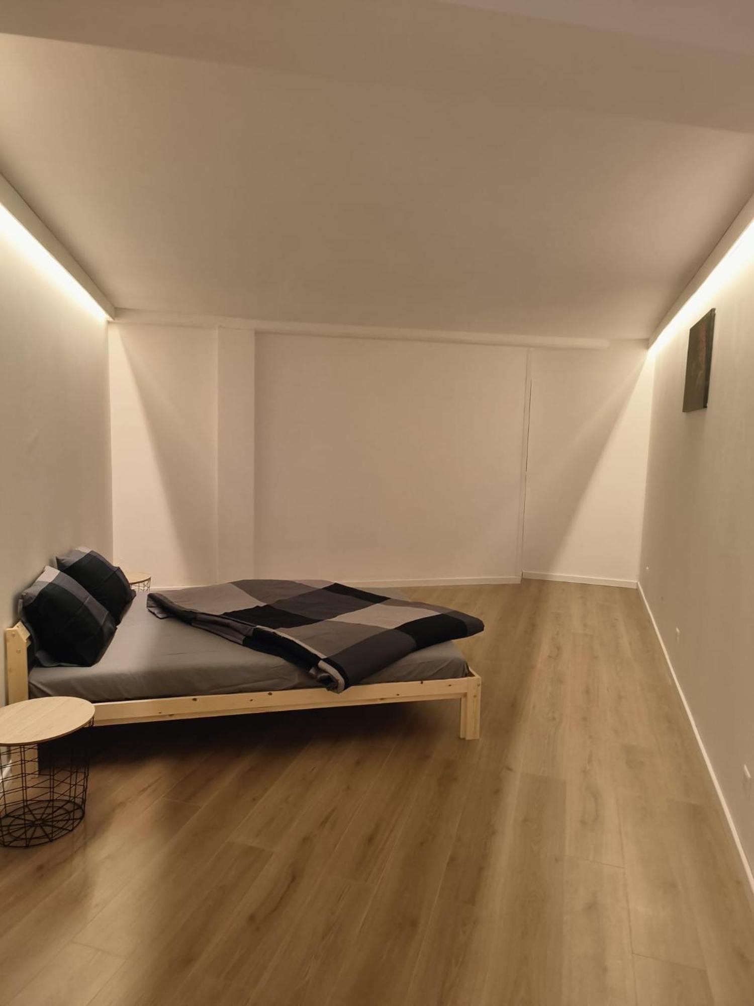 Palm Beach Loft Bissone Extérieur photo